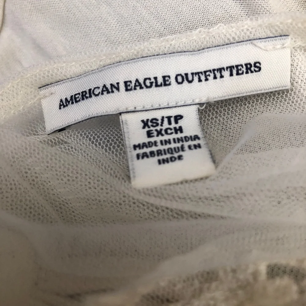 American Eagle Cream Embroidered Floral Tank Top | Size XS - Picture 6 of 8